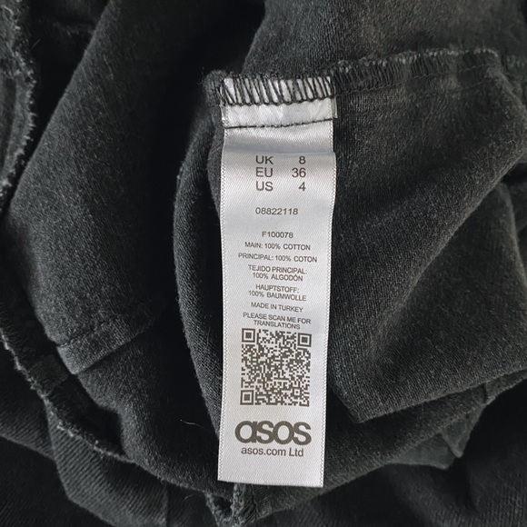 ASOS DESIGN Denim Plunge Jumpsuit & Western Belt - Picture 10 of 11